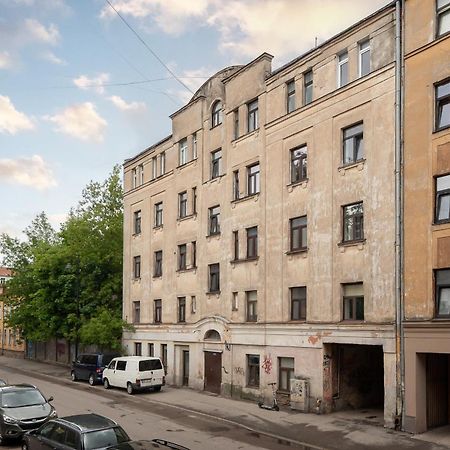 Modern Studio-Apartment In The Centre, Free Parking Riga Bagian luar foto